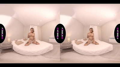 I-PORNBCN VR I-MILF yaseSpain Ekhulile ishaya indlwabu futhi incela umthondo wakho nge-POV kuyilapho ibhema futhi inyakazisa imilenze yayo.